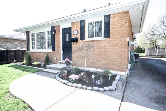 2827 Fredonia Drive, House detached with 3 bedrooms, 2 bathrooms and null parking in Niagara Falls ON | Image 16
