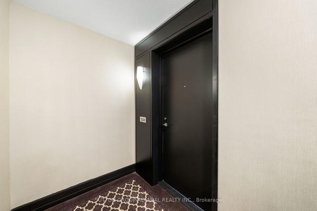 1208 - 30 North Park Rd, Condo with 2 bedrooms, 2 bathrooms and 1 parking in Vaughan ON | Image 2