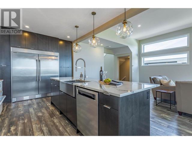 1648 Fawn Run Drive, House detached with 4 bedrooms, 4 bathrooms and 8 parking in Kelowna BC | Image 8