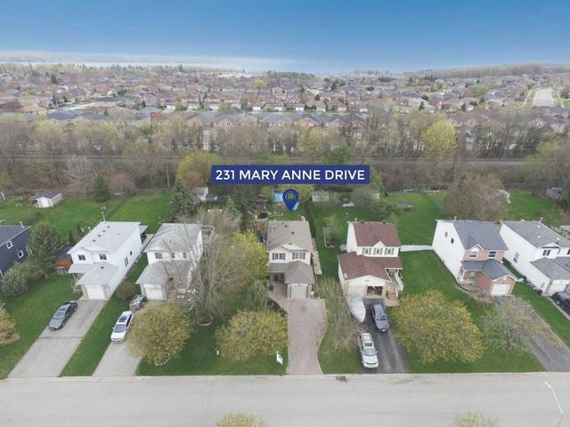231 Mary Anne Dr, House detached with 3 bedrooms, 3 bathrooms and 3 parking in Barrie ON | Image 16