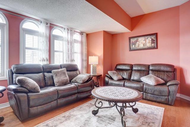 5397 Middlebury Dr, House detached with 3 bedrooms, 4 bathrooms and 6 parking in Mississauga ON | Image 11