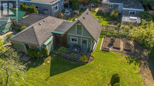 2834 Inlet Ave, House detached with 4 bedrooms, 1 bathrooms and 2 parking in Saanich BC | Image 21