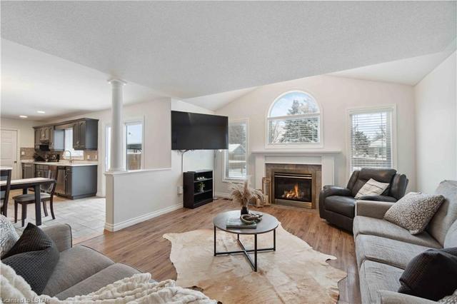 627 Humber Drive, House detached with 5 bedrooms, 3 bathrooms and 6 parking in Sarnia ON | Image 9