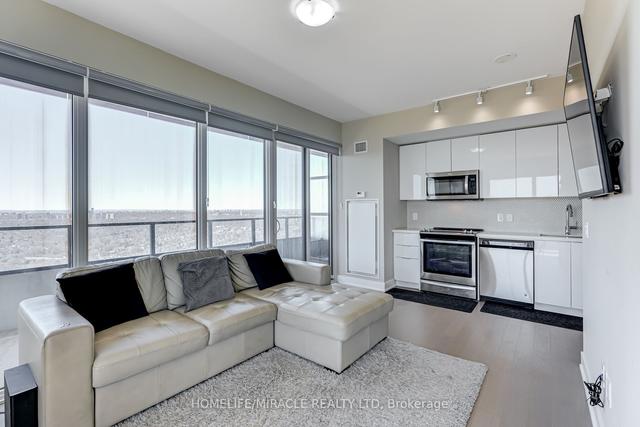 4818 - 30 Shore Breeze Dr, Condo with 1 bedrooms, 1 bathrooms and 1 parking in Toronto ON | Image 2