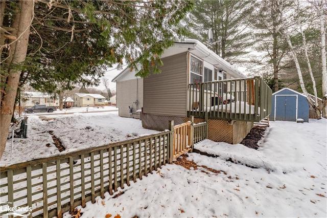 225 Fernwood Drive, House detached with 5 bedrooms, 2 bathrooms and 3 parking in Gravenhurst ON | Image 38