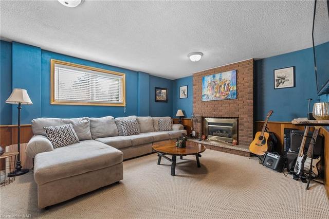 10 Jolie Court, House detached with 4 bedrooms, 2 bathrooms and 4 parking in St. Catharines ON | Image 13