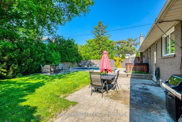 2103 Duncan Rd, House detached with 3 bedrooms, 2 bathrooms and 6 parking in Oakville ON | Image 13