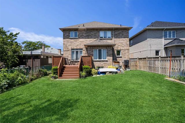 93 Regent Rd, House detached with 4 bedrooms, 5 bathrooms and 6 parking in Toronto ON | Image 11
