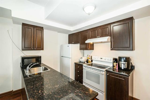 ph 6 - 15 Maplewood Ave, Condo with 1 bedrooms, 1 bathrooms and 1 parking in Toronto ON | Image 25
