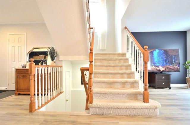 43 Weymouth Rd, House semidetached with 3 bedrooms, 4 bathrooms and 3 parking in Barrie ON | Image 14