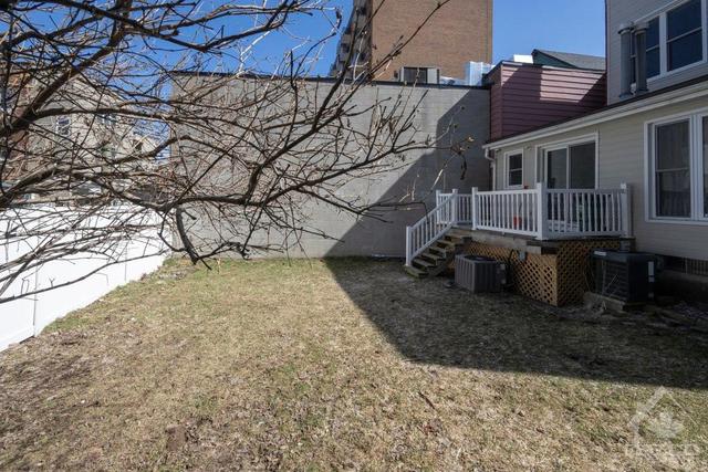 121 York Street, Home with 2 bedrooms, 3 bathrooms and 3 parking in Ottawa ON | Image 28