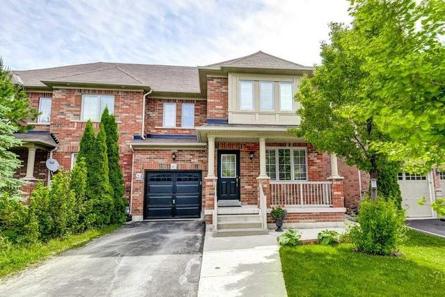 487 Grant Way, House semidetached with 3 bedrooms, 4 bathrooms and 3 parking in Milton ON | Image 1