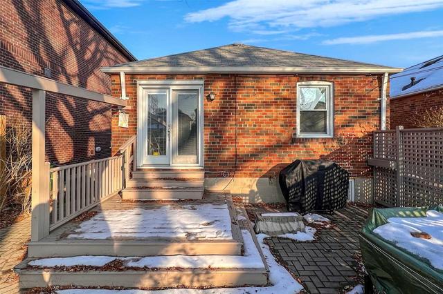 6 Athlone Rd, House detached with 2 bedrooms, 2 bathrooms and 2 parking in Toronto ON | Image 26