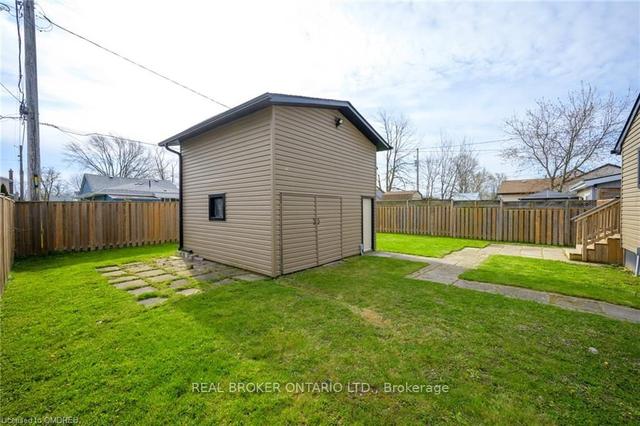51 Bishop Rd, House detached with 2 bedrooms, 2 bathrooms and 5 parking in Welland ON | Image 26