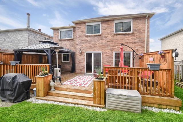 1003 Rambleberry Ave, House detached with 4 bedrooms, 4 bathrooms and 6 parking in Pickering ON | Image 28