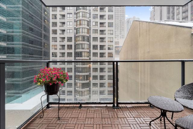 801 - 30 Hayden St, Condo with 1 bedrooms, 1 bathrooms and 1 parking in Toronto ON | Image 20