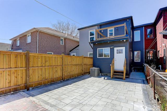 213 Osler St, House attached with 4 bedrooms, 3 bathrooms and 2 parking in Toronto ON | Image 27