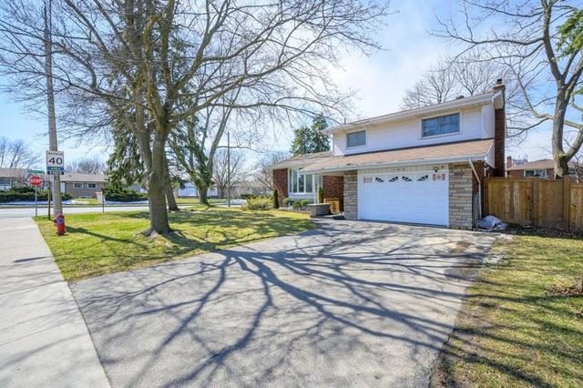 192 Buckingham Drive, House detached with 3 bedrooms, 1 bathrooms and 4 parking in Hamilton ON | Image 3