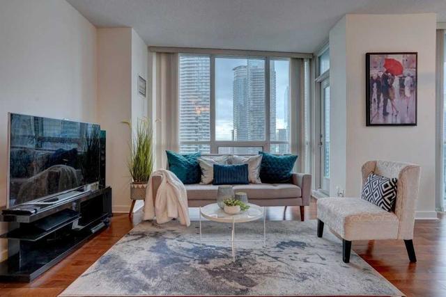 2502 - 18 Harbour St, Condo with 2 bedrooms, 2 bathrooms and 1 parking in Toronto ON | Image 25