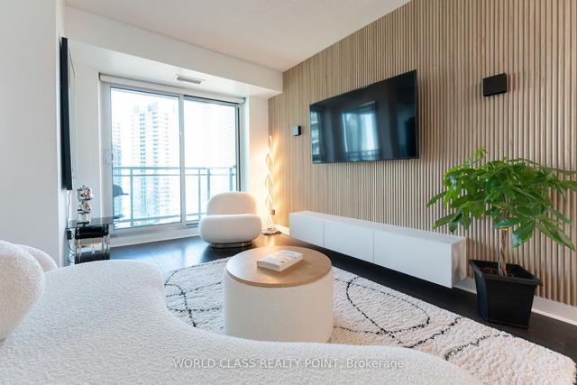 1402 - 155 Legion Rd N, Condo with 1 bedrooms, 1 bathrooms and 1 parking in Toronto ON | Image 9