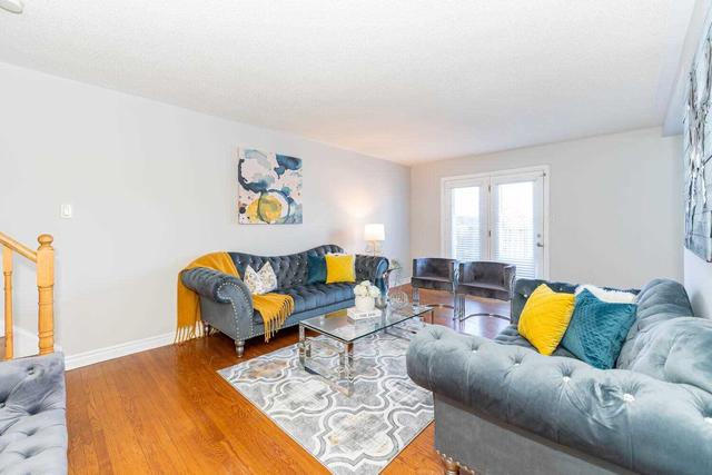 29 Town House Cres N, Townhouse with 3 bedrooms, 2 bathrooms and 1 parking in Brampton ON | Image 25