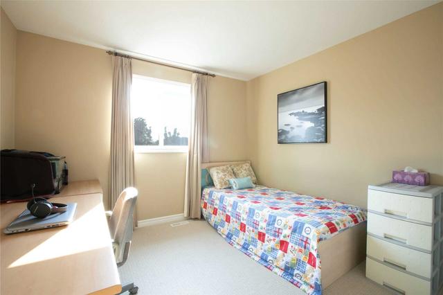 20 - 402 Skyline Ave N, Condo with 4 bedrooms, 4 bathrooms and 4 parking in London ON | Image 14