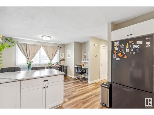 10611 80 St Nw, House attached with 3 bedrooms, 1 bathrooms and null parking in Edmonton AB | Image 11