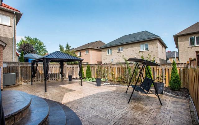 4781 Yorkshire Ave, House detached with 3 bedrooms, 4 bathrooms and 4 parking in Mississauga ON | Image 18