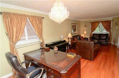 160 Barrhill Rd, House detached with 4 bedrooms, 4 bathrooms and 5 parking in Vaughan ON | Image 5
