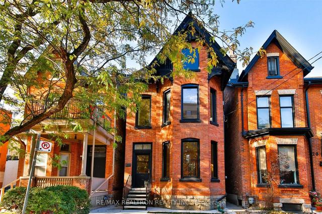 22 Webster Ave, House semidetached with 4 bedrooms, 6 bathrooms and 1 parking in Toronto ON | Image 12