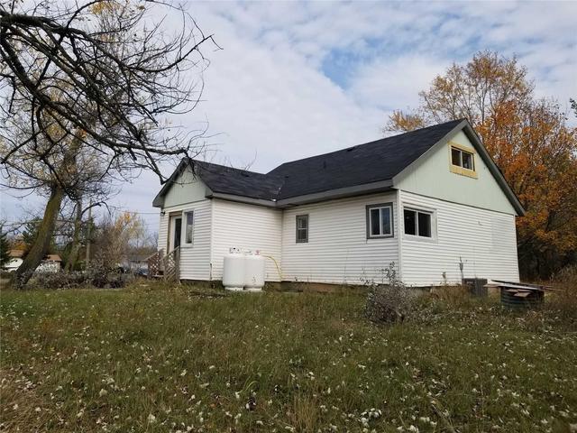 2019 Hamilton Rd, House detached with 2 bedrooms, 2 bathrooms and 4 parking in Quinte West ON | Image 10