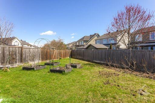 307 Silbrass Private, Townhouse with 3 bedrooms, 3 bathrooms and 2 parking in Ottawa ON | Image 30