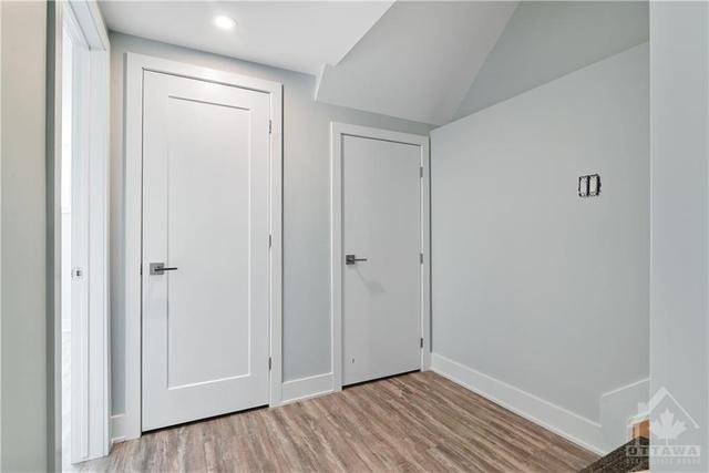 4 - 569 Mcleod Street, Condo with 2 bedrooms, 2 bathrooms and 1 parking in Ottawa ON | Image 4