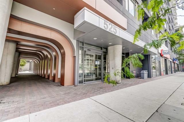 1832 - 525 Adelaide St W, Condo with 1 bedrooms, 2 bathrooms and 1 parking in Toronto ON | Image 35