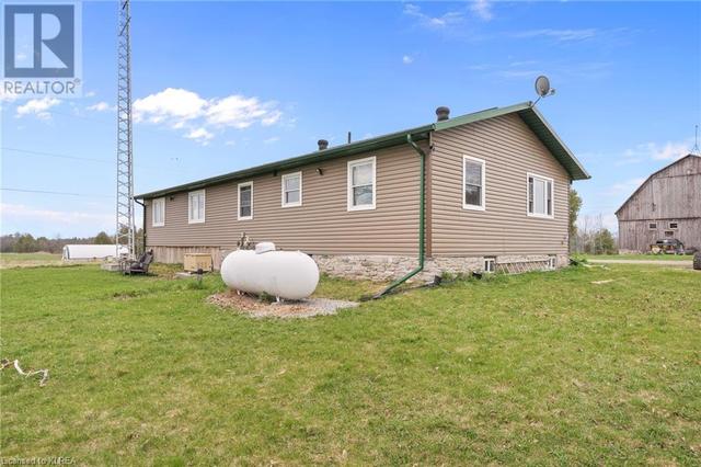 5888 Highway 35, House detached with 3 bedrooms, 1 bathrooms and 6 parking in Kawartha Lakes ON | Image 14