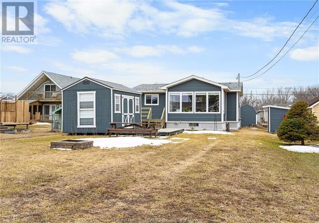 29 Sur L'ocean St, House detached with 2 bedrooms, 1 bathrooms and null parking in Beaubassin East NB | Image 4