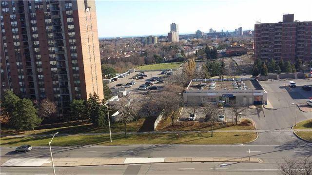 1003 - 50 Elm Dr E, Condo with 2 bedrooms, 1 bathrooms and 1 parking in Mississauga ON | Image 15
