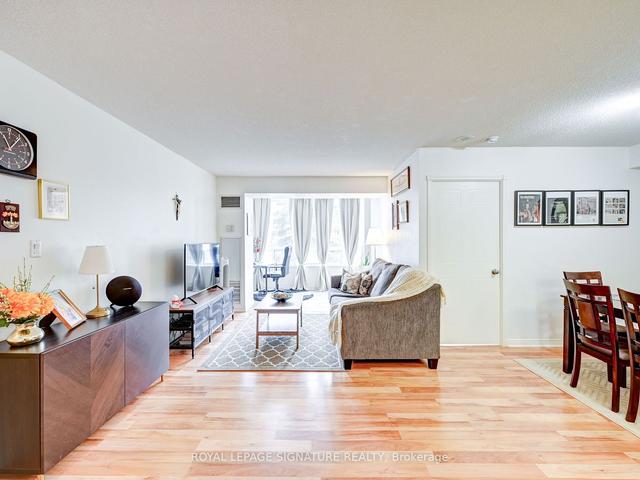 209 - 135 Hillcrest Ave, Condo with 2 bedrooms, 1 bathrooms and 1 parking in Mississauga ON | Image 39