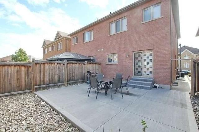 71 Pomell Tr, House semidetached with 3 bedrooms, 4 bathrooms and 3 parking in Brampton ON | Image 12