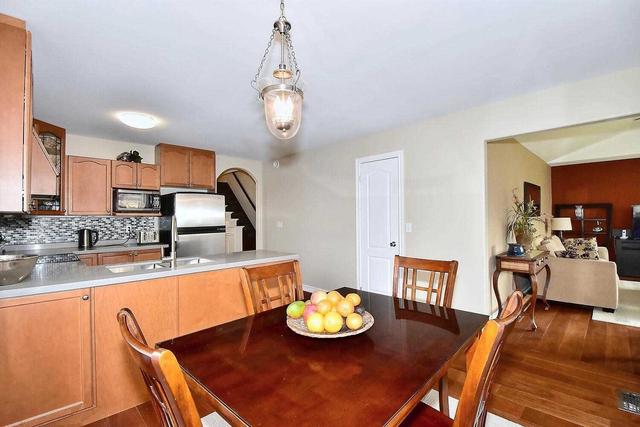 1353 Allum Rd, House detached with 3 bedrooms, 2 bathrooms and 4 parking in Peterborough ON | Image 7