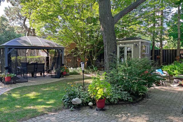 179 Sweeney Dr, House detached with 3 bedrooms, 3 bathrooms and 6 parking in Toronto ON | Image 32