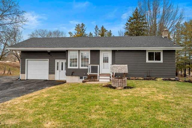 782 Vermilyea Rd, House detached with 3 bedrooms, 1 bathrooms and 13 parking in Quinte West ON | Image 1