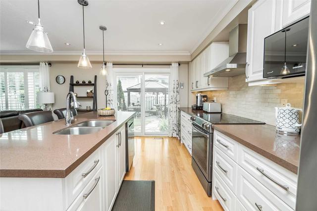 42 Belmont Blvd, House detached with 4 bedrooms, 4 bathrooms and 4 parking in Halton Hills ON | Image 2