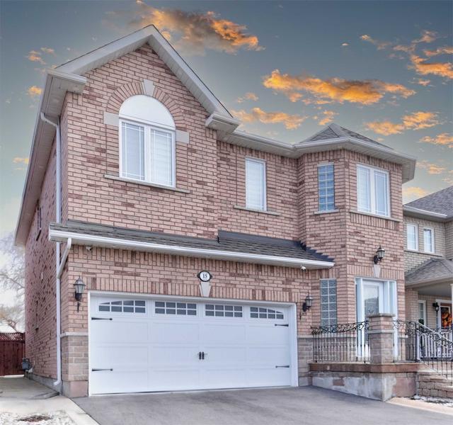15 Chiara Dr, House detached with 3 bedrooms, 4 bathrooms and 6 parking in Vaughan ON | Image 12