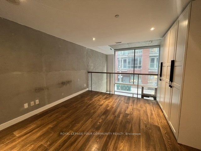 th6 - 25 Oxley St, Townhouse with 2 bedrooms, 3 bathrooms and 1 parking in Toronto ON | Image 18
