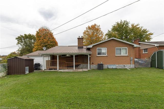 208 Elizabeth Street, House detached with 3 bedrooms, 2 bathrooms and 7 parking in Greater Napanee ON | Image 25