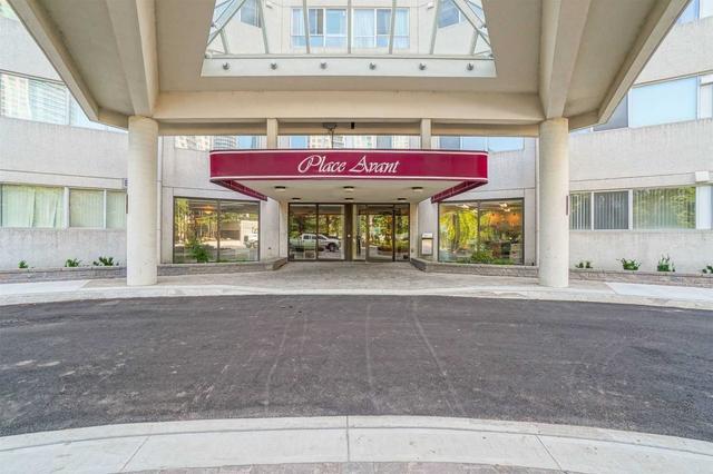 sp08 - 3700 Kaneff Cres, Condo with 2 bedrooms, 2 bathrooms and 1 parking in Mississauga ON | Image 28