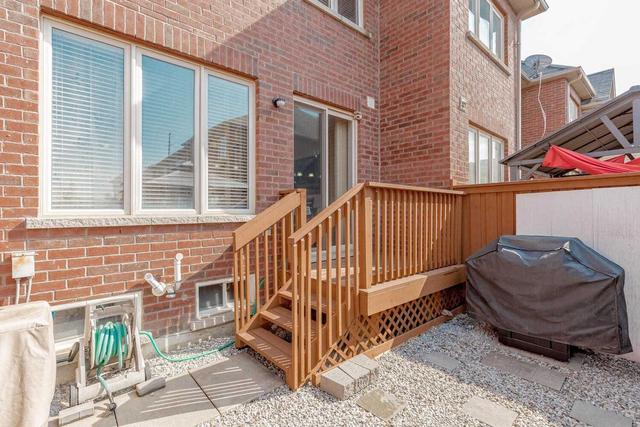 7 Pendulum Circ, House attached with 3 bedrooms, 4 bathrooms and 3 parking in Brampton ON | Image 33