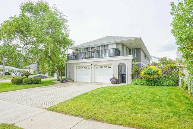2349 Camilla Rd, House detached with 4 bedrooms, 4 bathrooms and 4 parking in Mississauga ON | Image 4