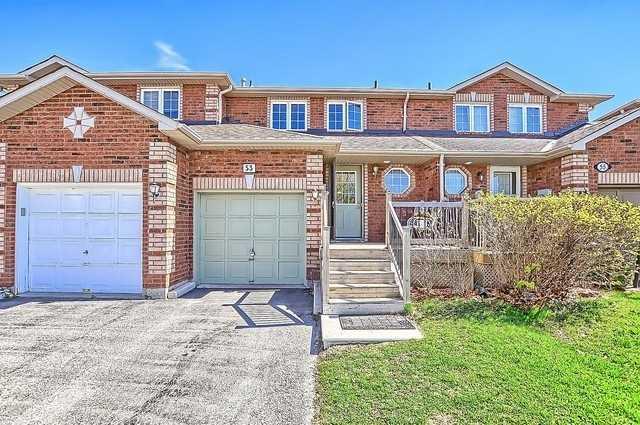 53 Lee Cres, House attached with 3 bedrooms, 2 bathrooms and 2 parking in Barrie ON | Image 1